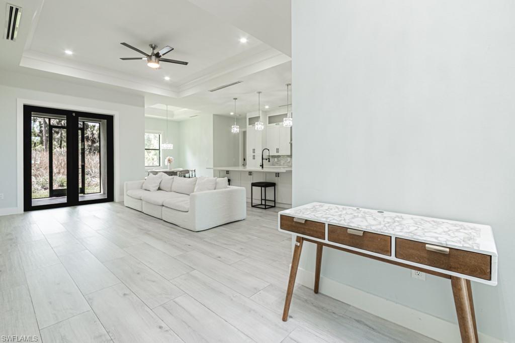 GOLDEN GATE ESTATES - Residential