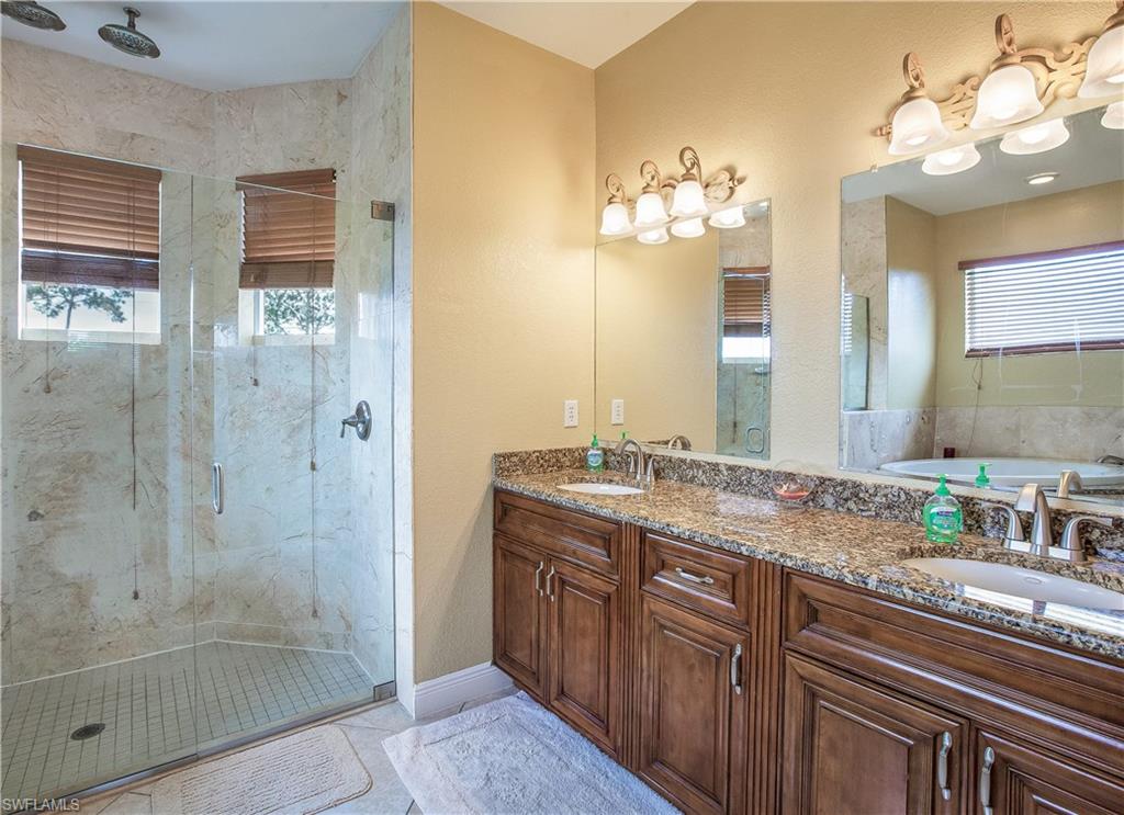 GATOR CIRCLE - Residential