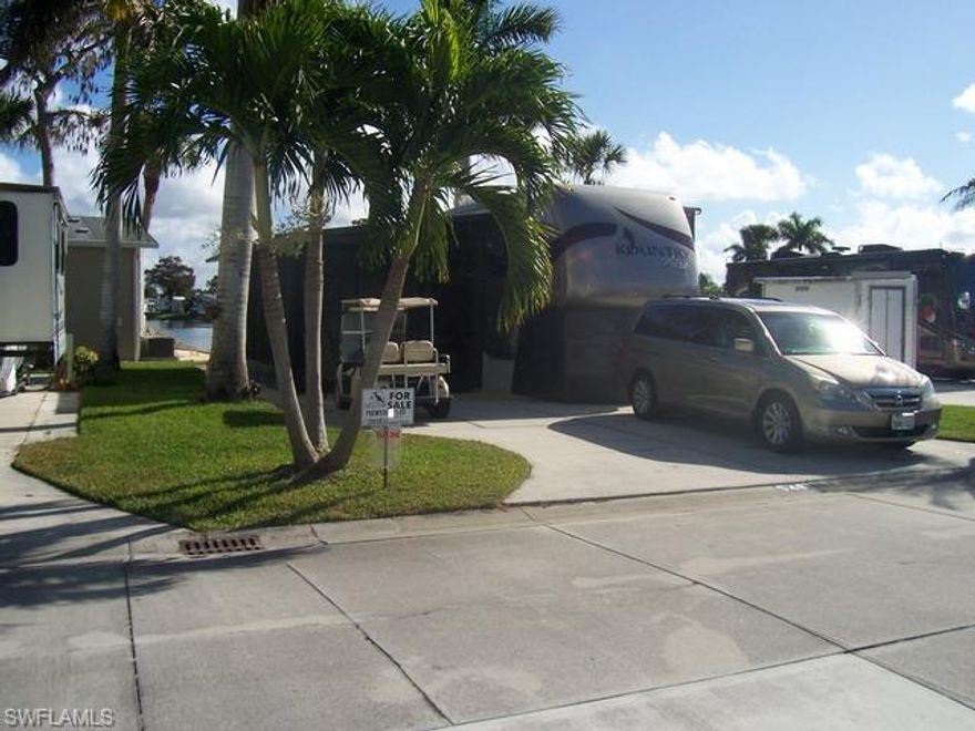 Imperial Wilderness R.V Resort..55+ community....Exceptional,top of the line 2006 37' Newmar Kountry Aire,like new minimal miles,Beautiful natural oak interior,  attached 12x24 lania with ceramic tile,sliding acrylic panel,windows,fully screened.Storage includes:inside full slide drawer unit is entirely skirted.,large nose storage compartment with entire nose screened in for storage area.Unit is entirely skirted,The unit and lania overtlook a gorgeous lake front view,with rip-rapped shore and new block patio.Ideal year round living for off road rv style.....UNIT AMENITIES.....Fully furnished,oven,3 burner stove,micowave,convection oven,4 door refrigerator/freezer,stacked washer/dryer,ceramic foyer and bath,central gas furnace,2 air conditioners,2 t.v.'s,dual pane safety glass windows,over head fansin lr and lanai,2 electeric roof vent fans.Absolutly beautiful unit....Must be seen to be appreciated...