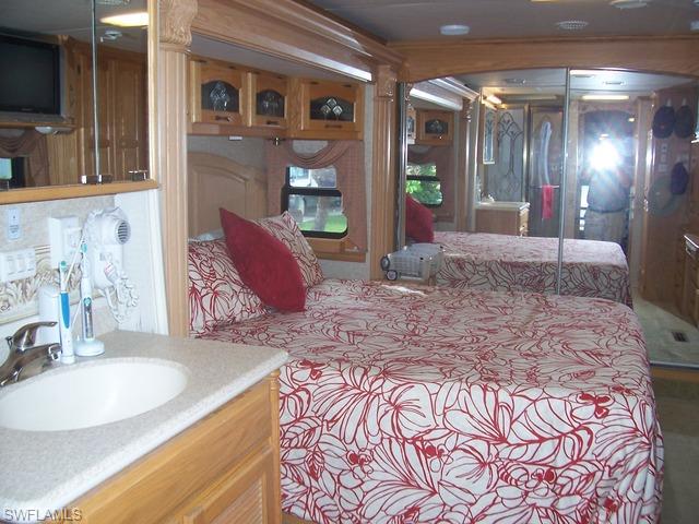 IMPERIAL WILDERNESS - Land