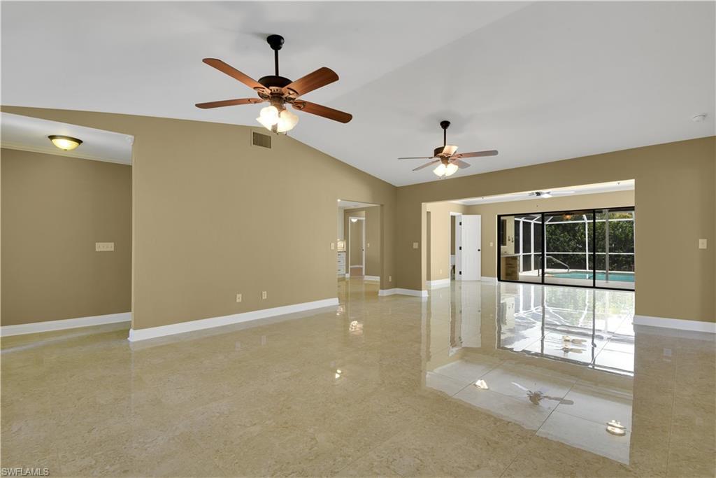 SAN CARLOS PARK - Residential