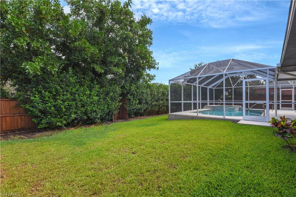 SAN CARLOS PARK - Residential