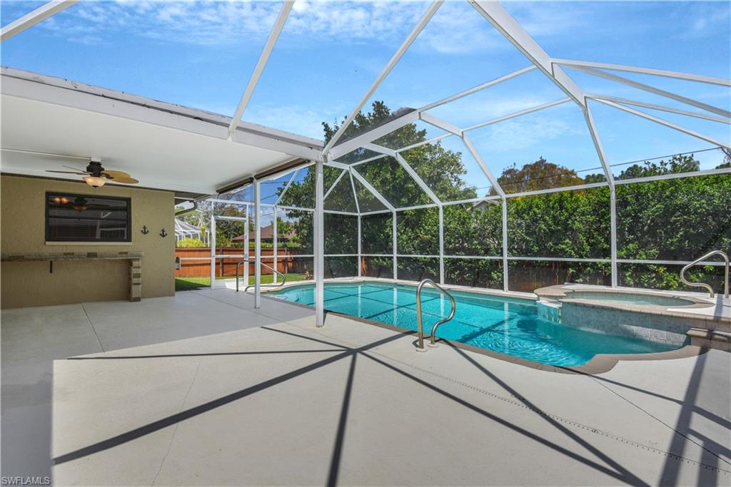 SAN CARLOS PARK - Residential