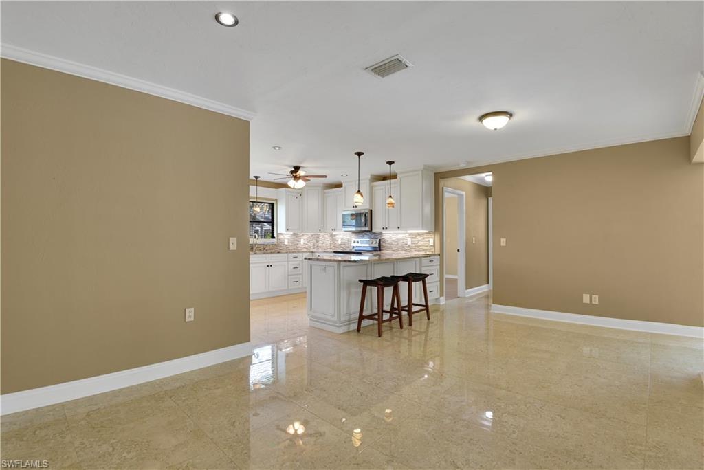 SAN CARLOS PARK - Residential