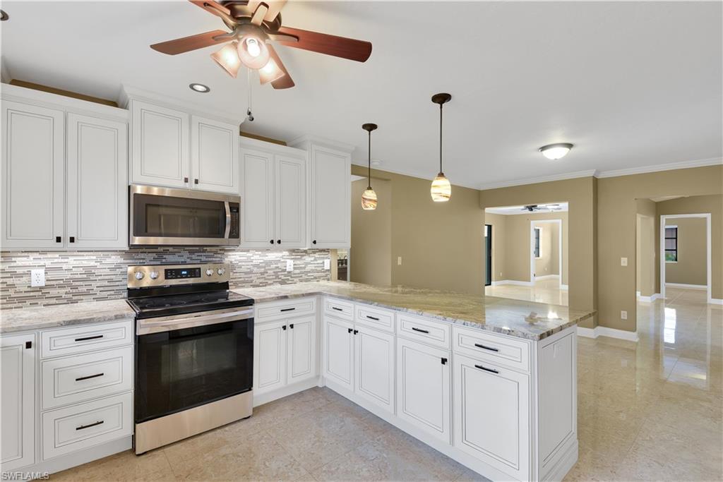 SAN CARLOS PARK - Residential