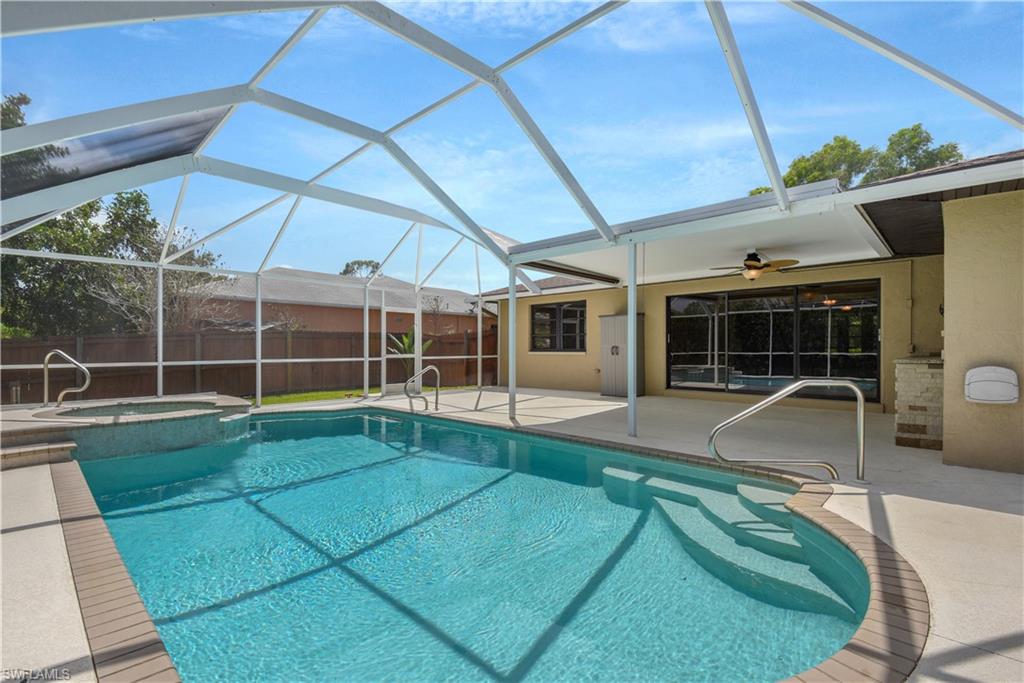 SAN CARLOS PARK - Residential