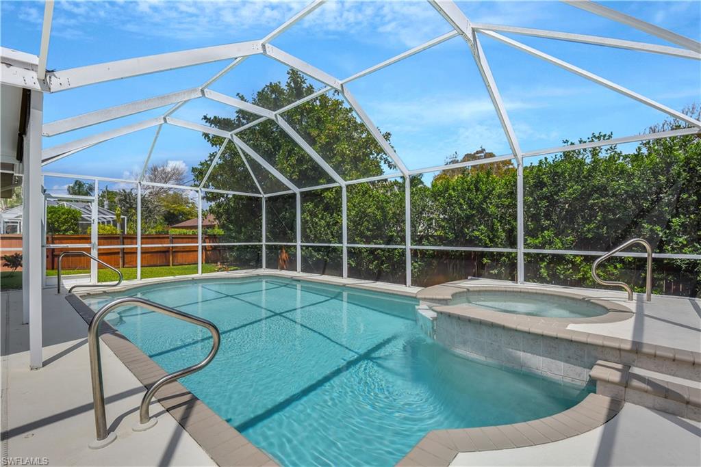 SAN CARLOS PARK - Residential