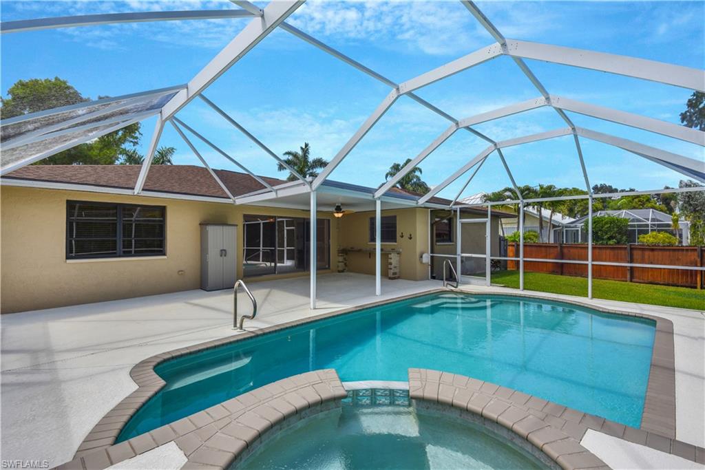 SAN CARLOS PARK - Residential