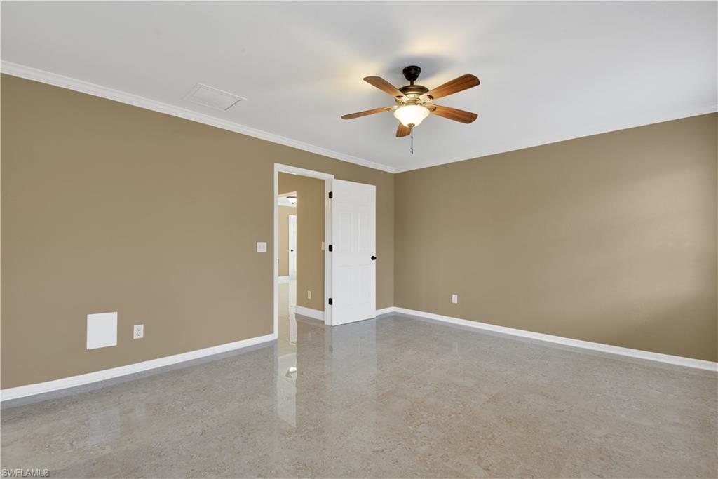 SAN CARLOS PARK - Residential