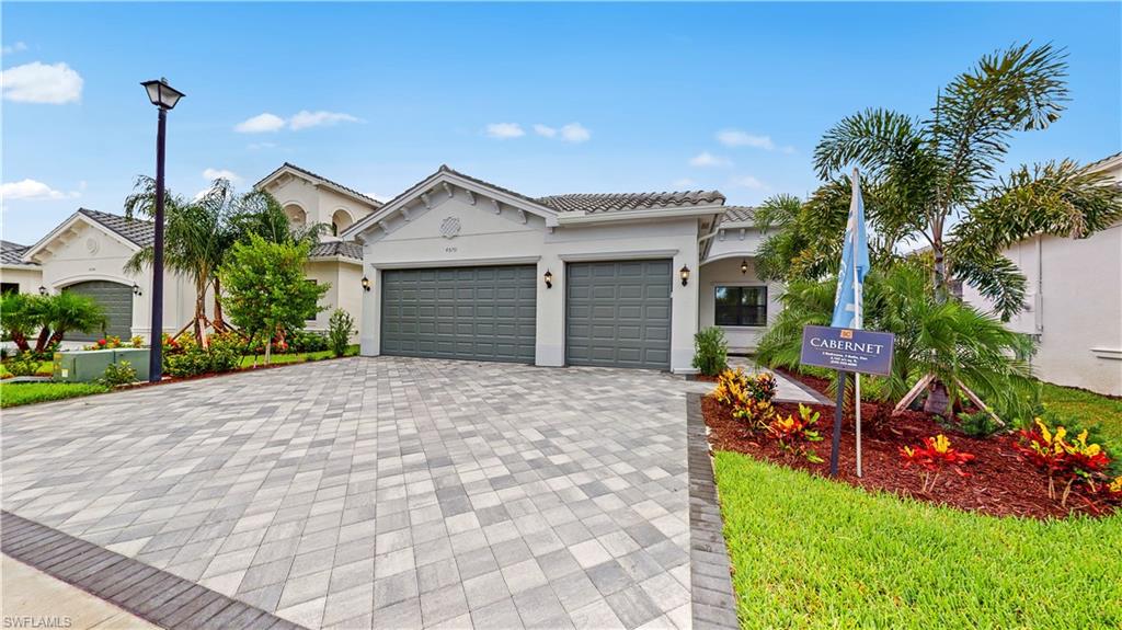 STONECREEK - Residential