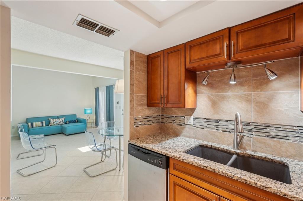 CYPRESS LAKE ESTATES - Residential