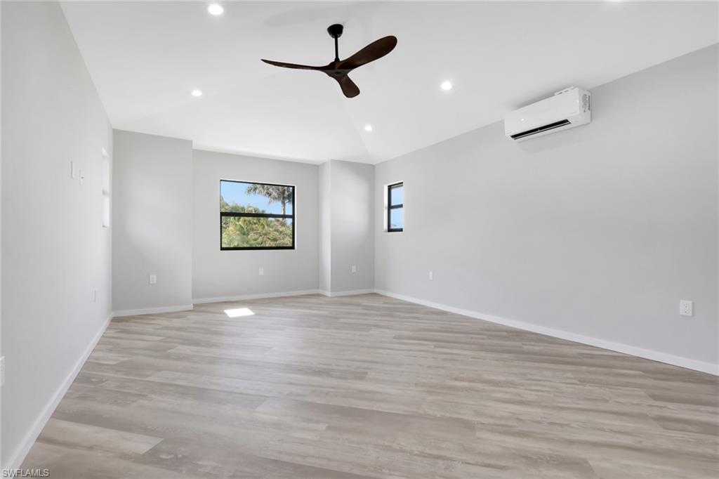 NAPLES BETTER HOMES - Residential