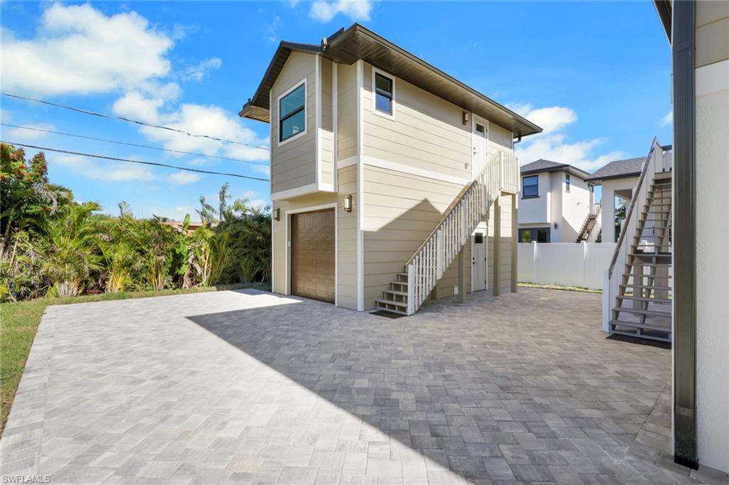 NAPLES BETTER HOMES - Residential