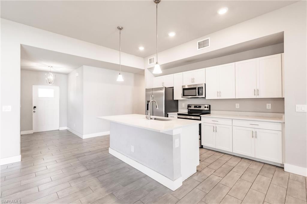 PORT CHARLOTTE - Residential Lease