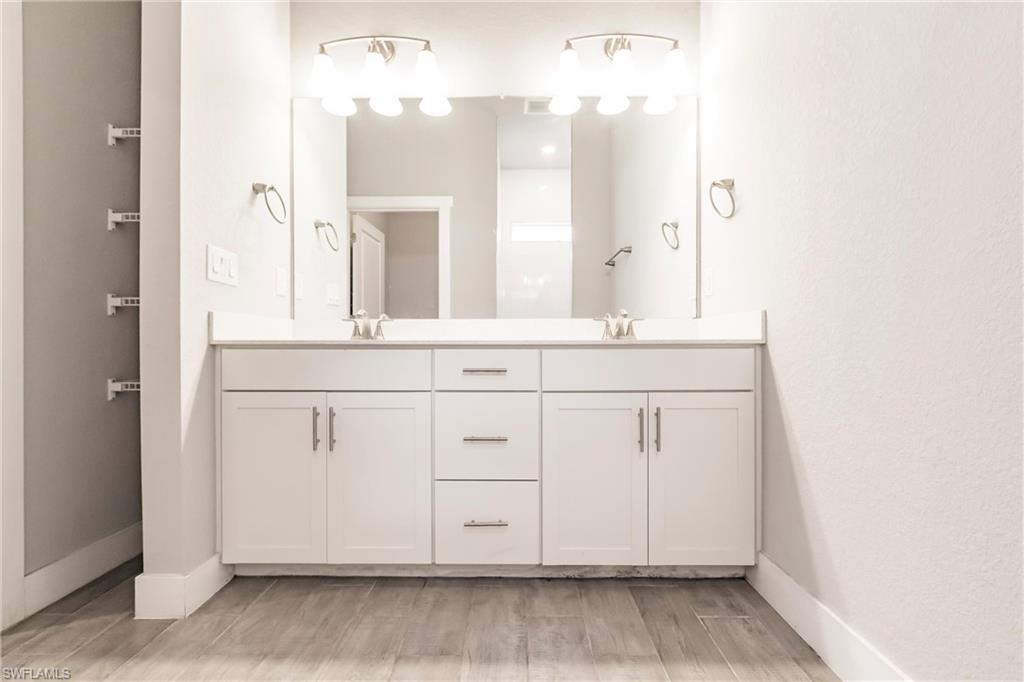 PORT CHARLOTTE - Residential Lease