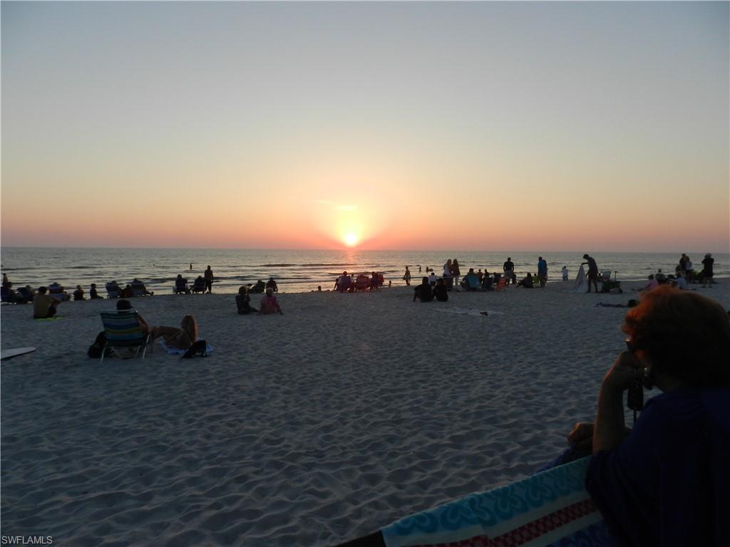 NAPLES PARK - Residential