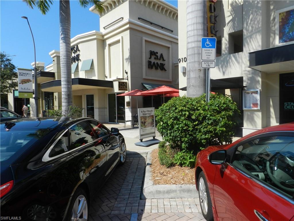 NAPLES PARK - Residential