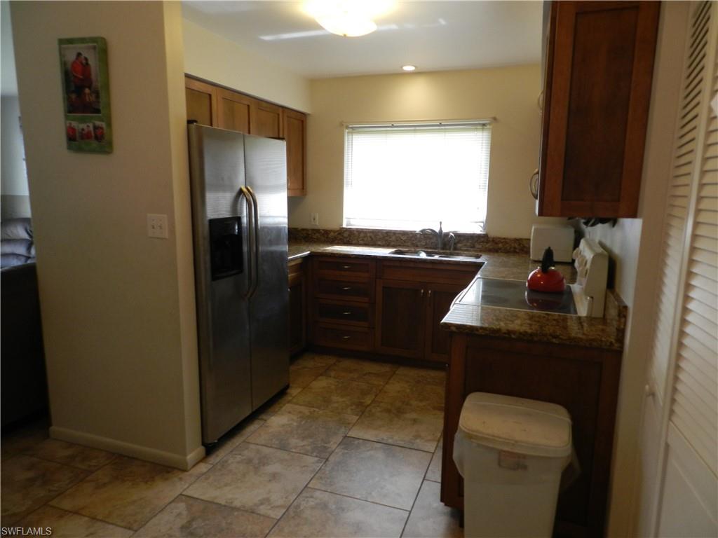 NAPLES PARK - Residential