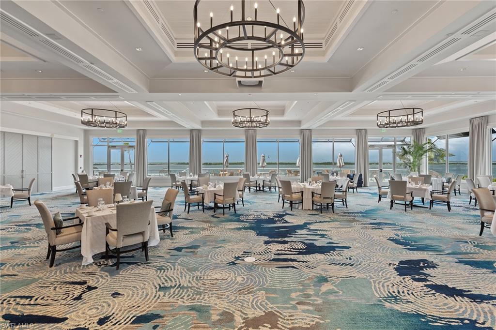 ROYAL MARCO POINT - Residential