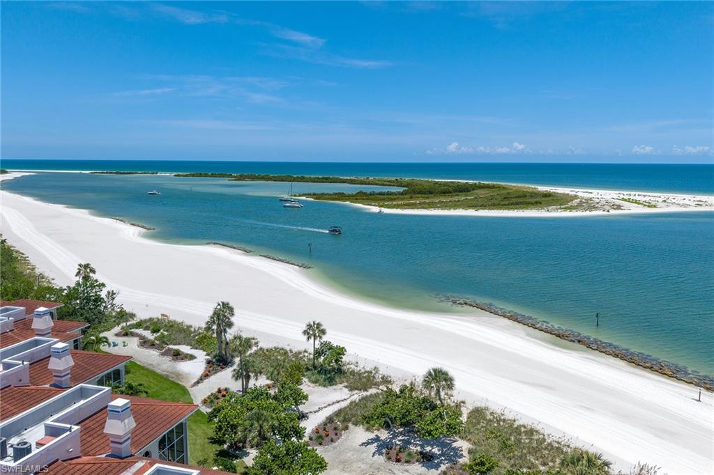 ROYAL MARCO POINT - Residential