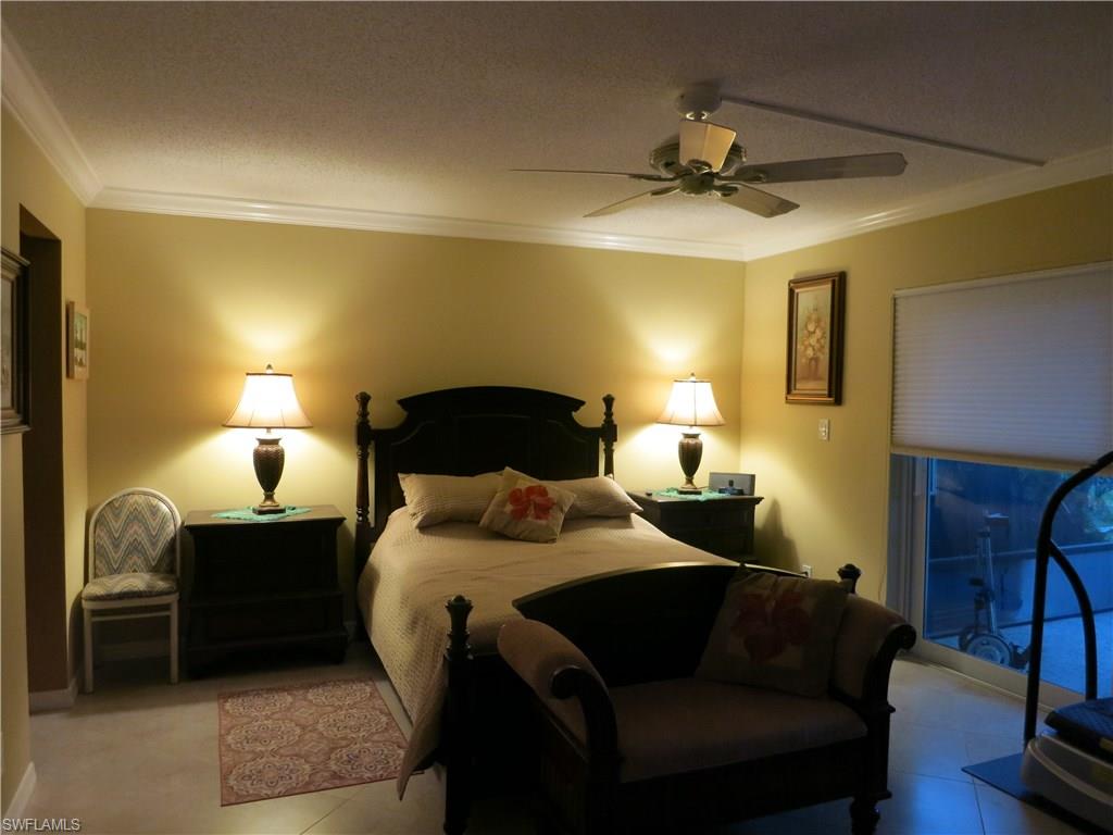 GLADES COUNTRY CLUB - Residential