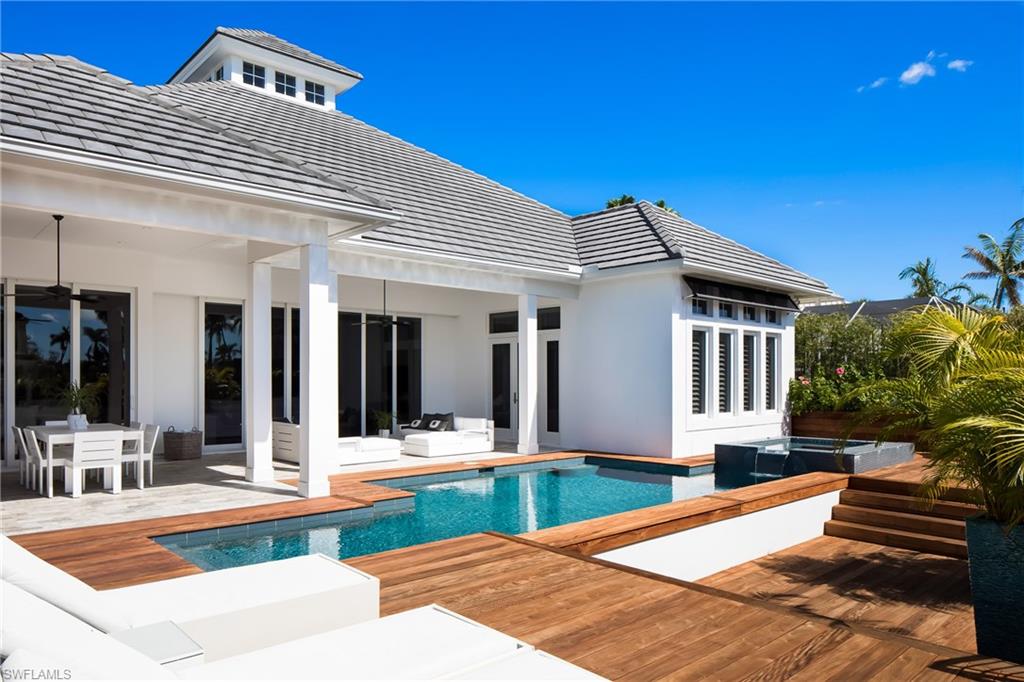 GOLDEN SHORES - Residential