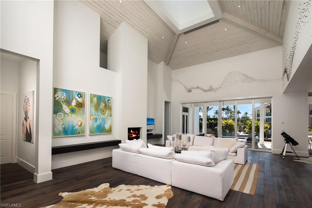 GOLDEN SHORES - Residential