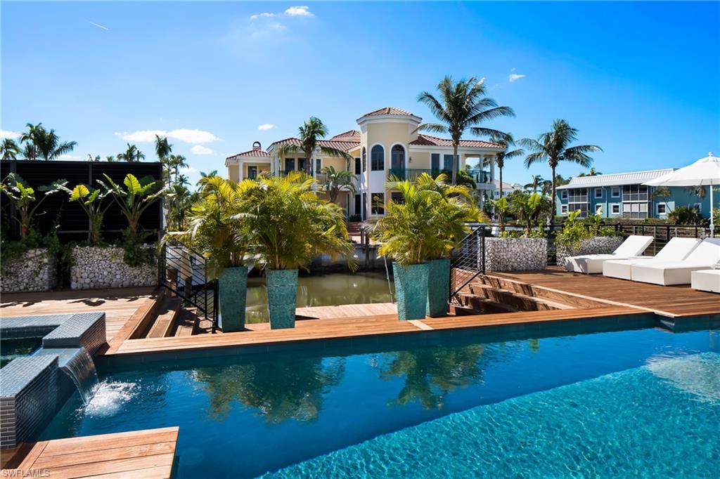 GOLDEN SHORES - Residential