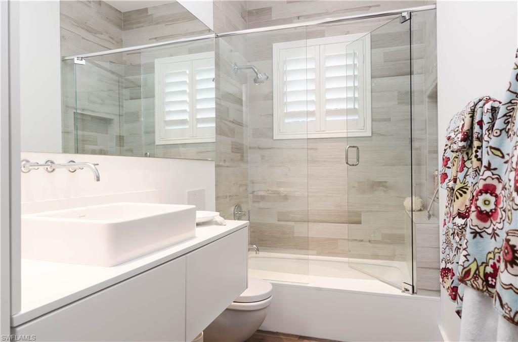 GOLDEN SHORES - Residential