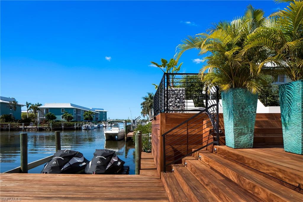 GOLDEN SHORES - Residential