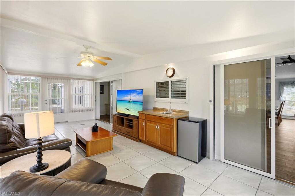 PINE LAKES COUNTRY CLUB - Residential