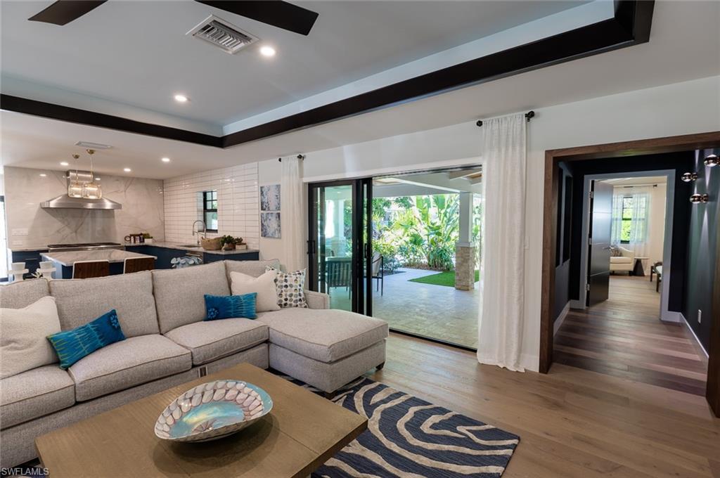 BURTWOOD - Residential