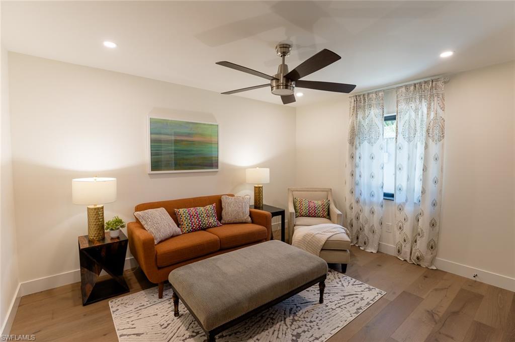 BURTWOOD - Residential