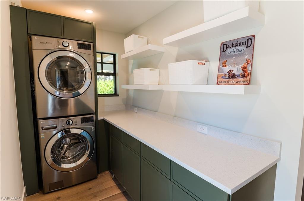 BURTWOOD - Residential