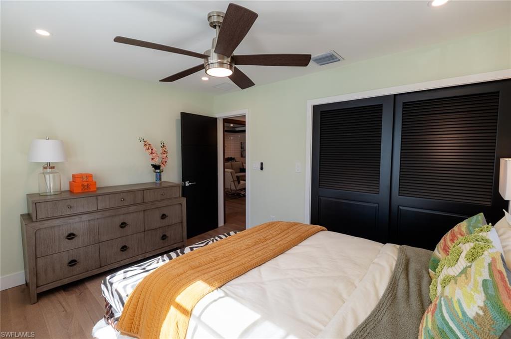 BURTWOOD - Residential