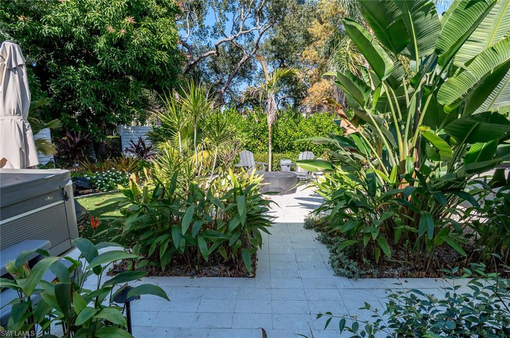 BURTWOOD - Residential