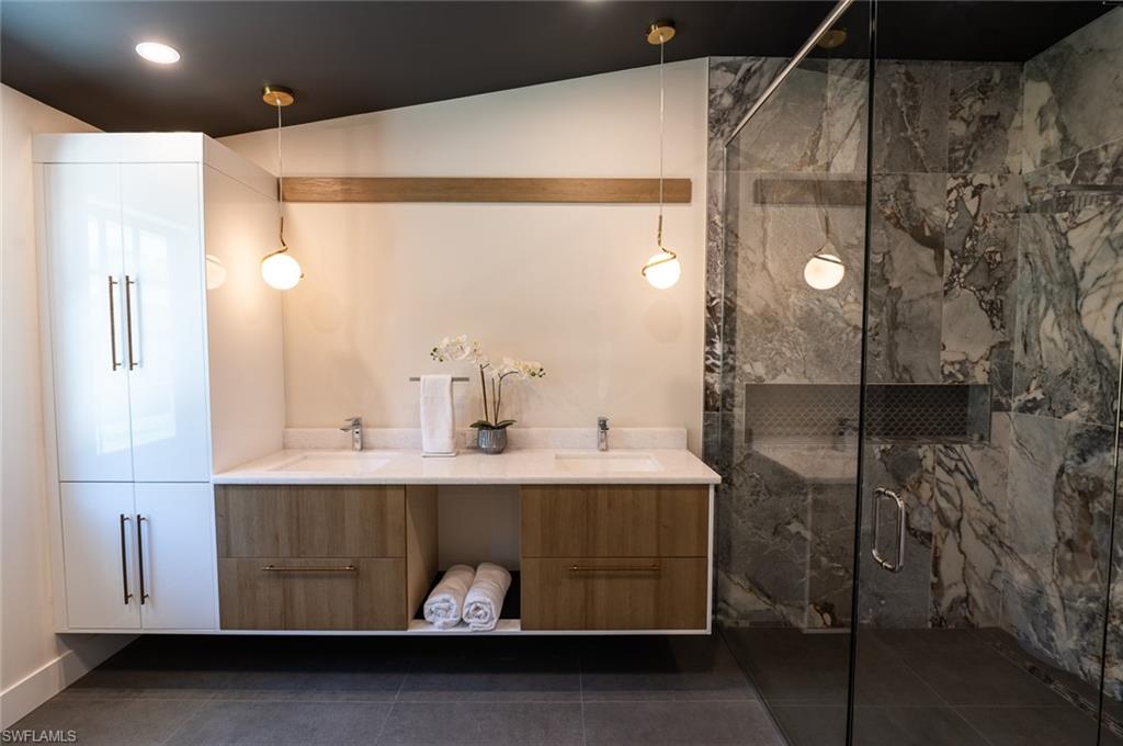 BURTWOOD - Residential