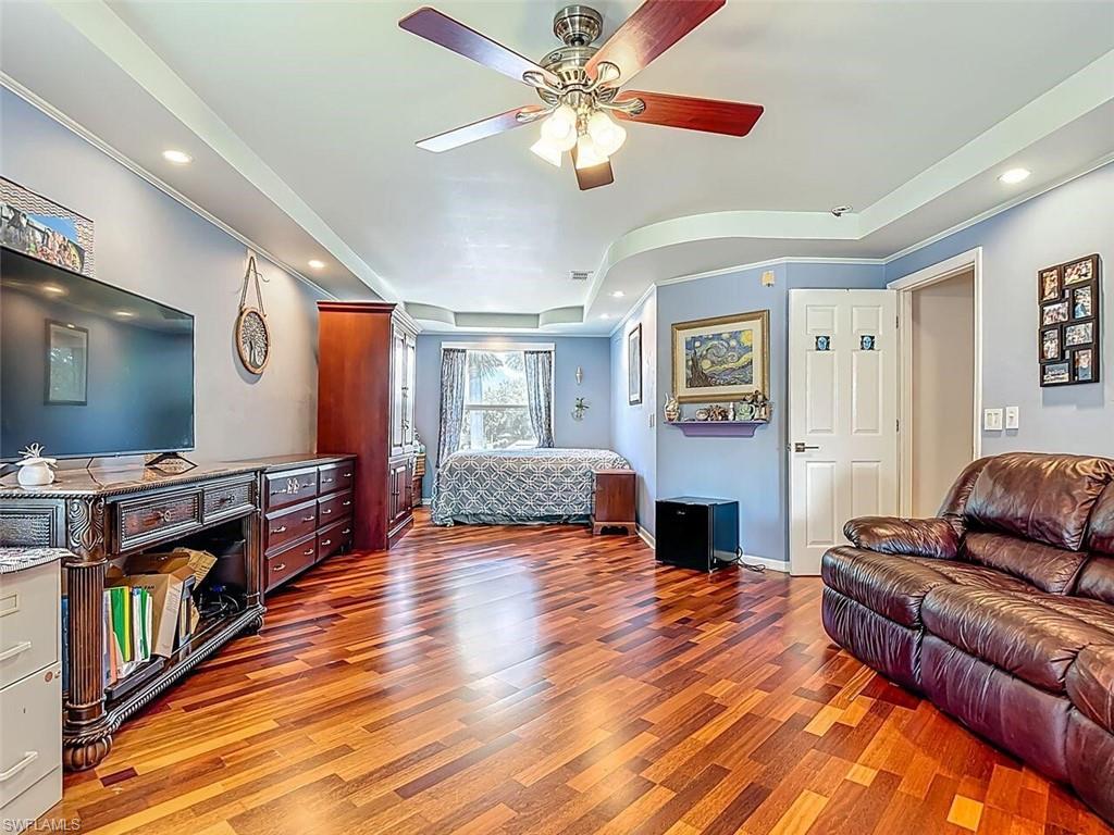 INDIGO LAKES - Residential