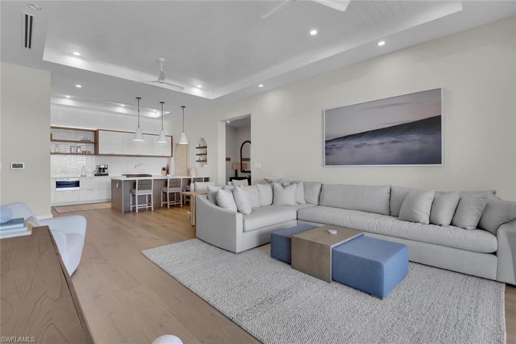 OLDE NAPLES - Residential Lease