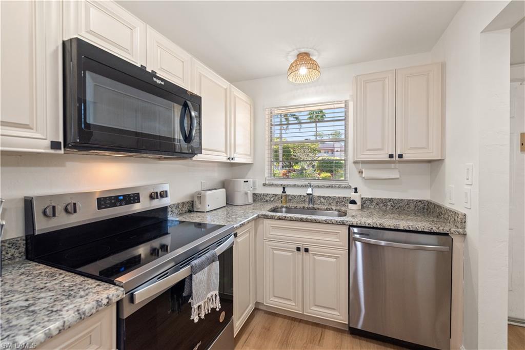 FOREST LAKES GOLF AND TENNIS CLUB - Residential