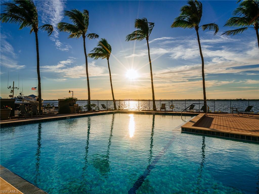 POINTE ROYALE - Residential