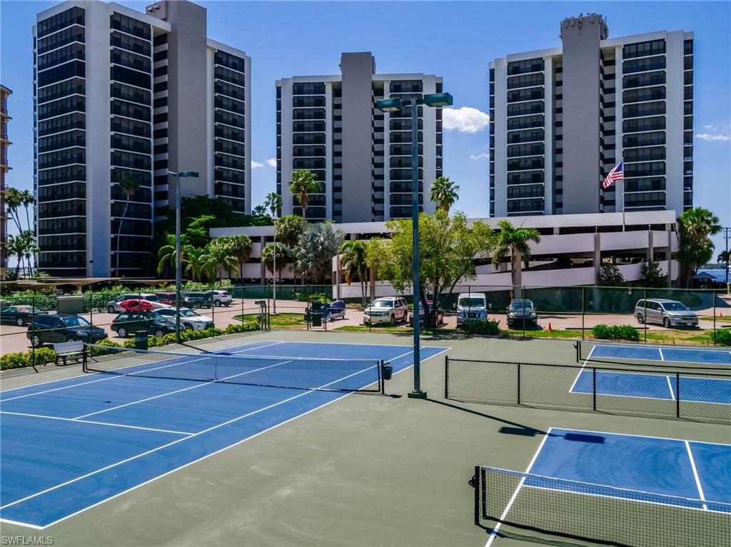 POINTE ROYALE - Residential