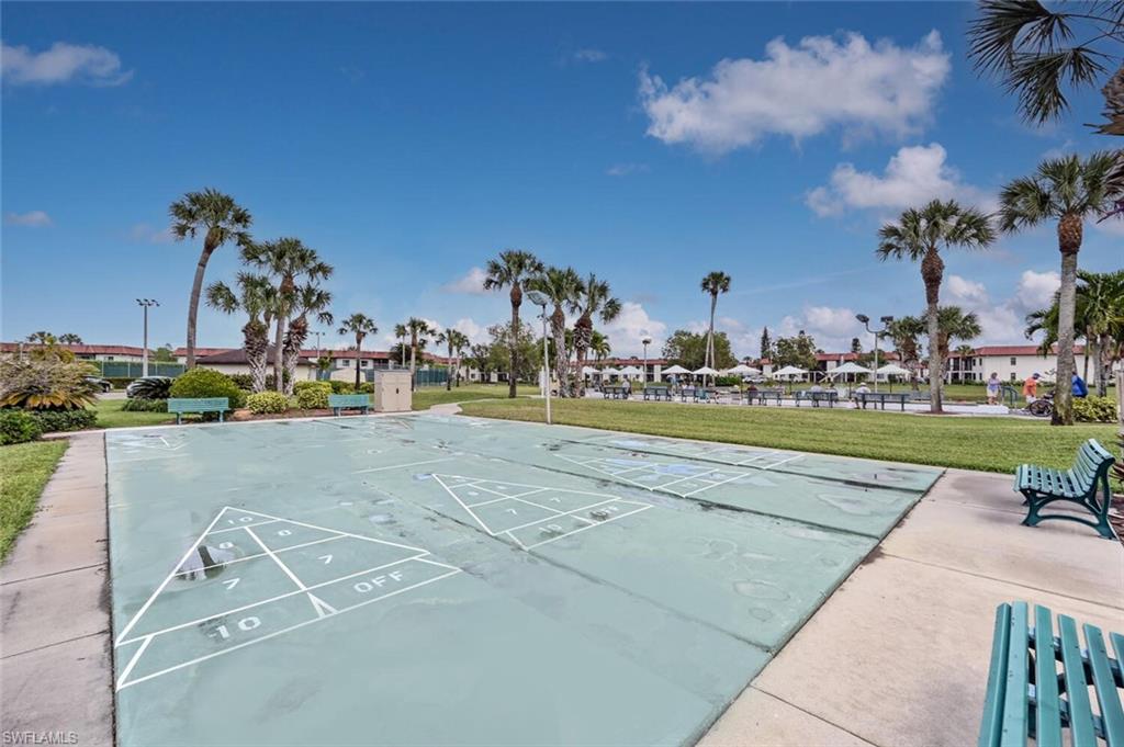 FAIRWAYS AT PAR TWO - Residential