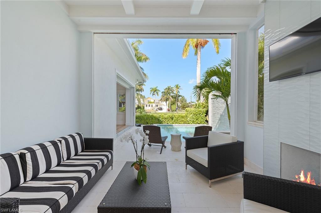 OLDE NAPLES - Residential