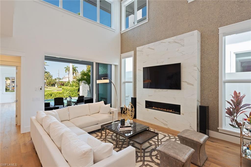 OLDE NAPLES - Residential