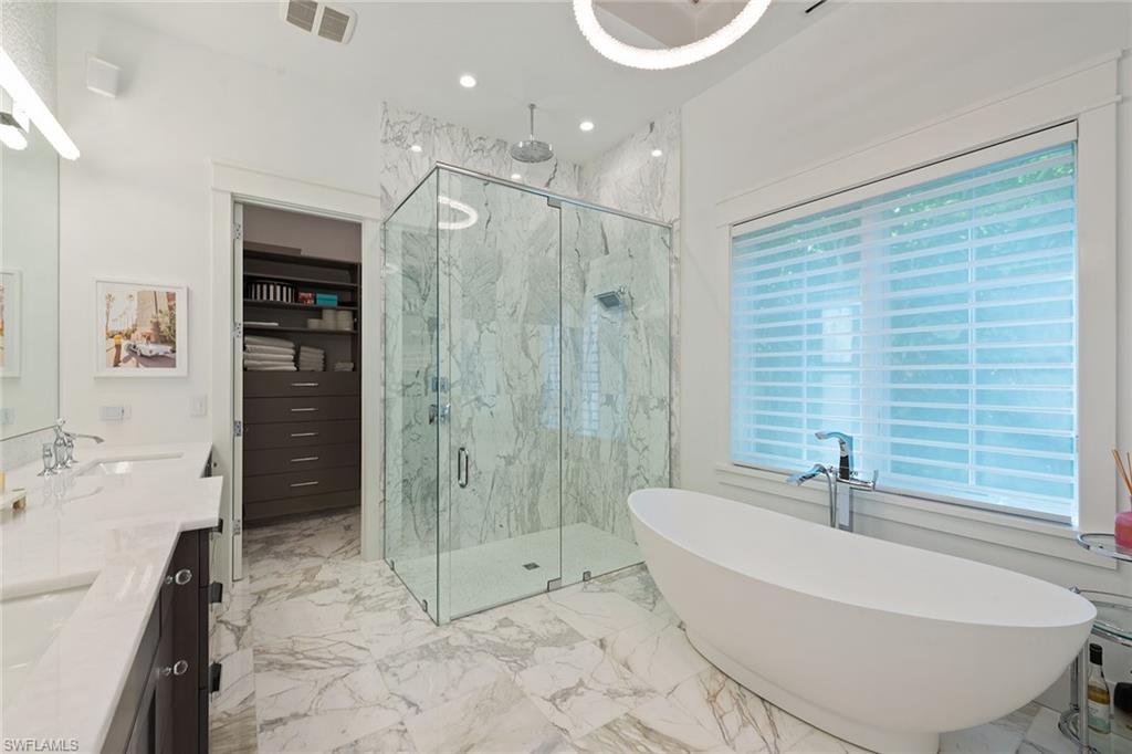 OLDE NAPLES - Residential