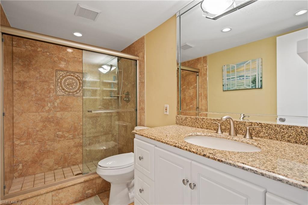 BEACH AND TENNIS CLUB - Residential