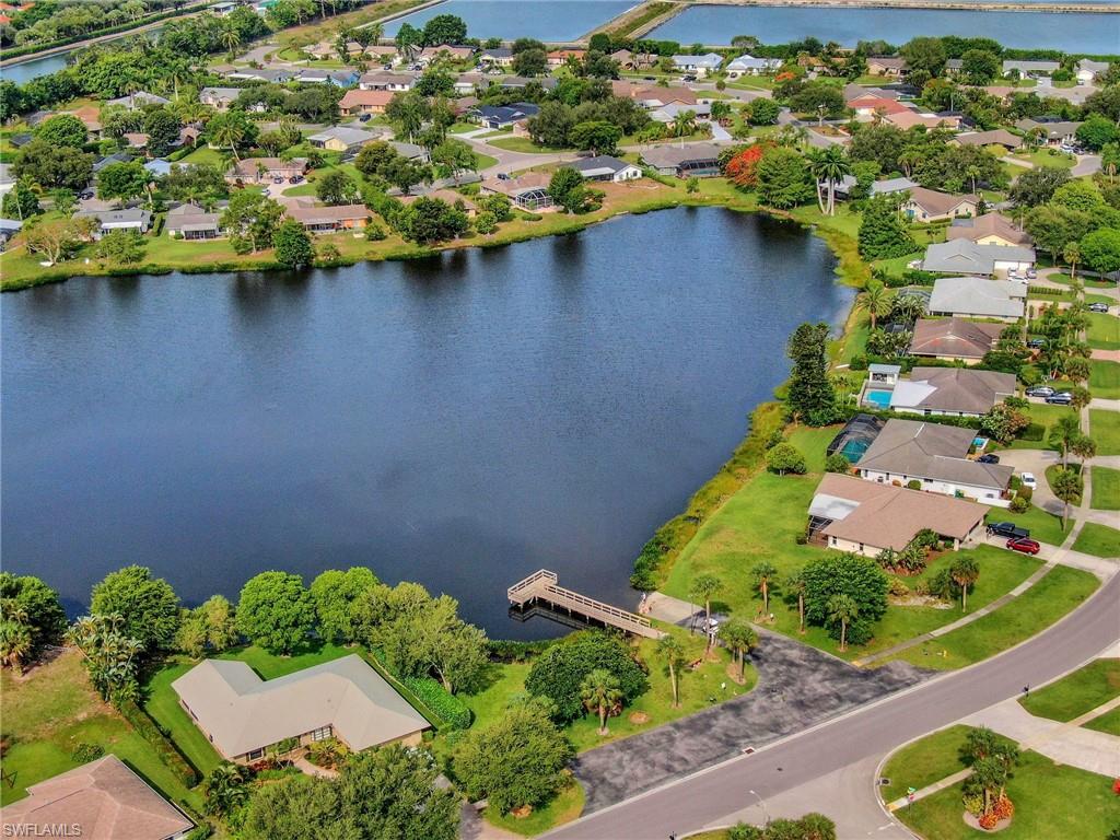 VICTORIA LAKES - Residential