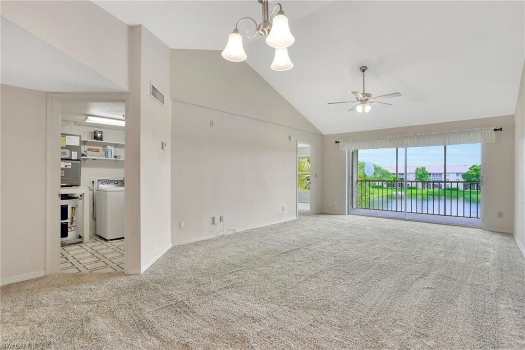 VICTORIA LAKES - Residential