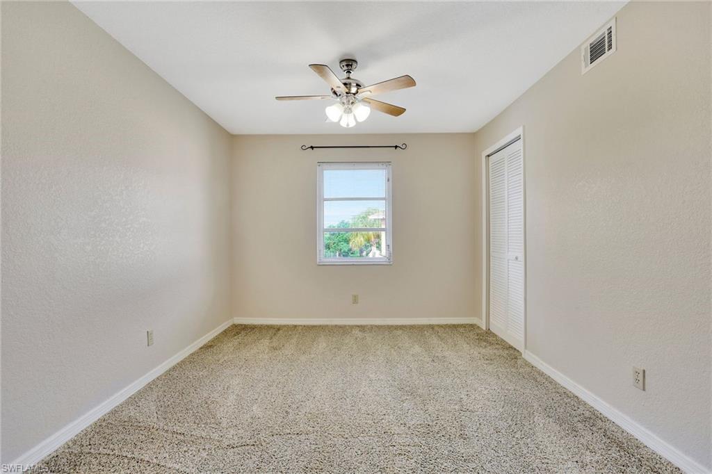 VICTORIA LAKES - Residential